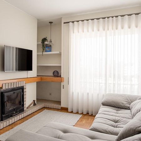 Joivy Stylish City Centre Flat With Parking Maía Екстериор снимка