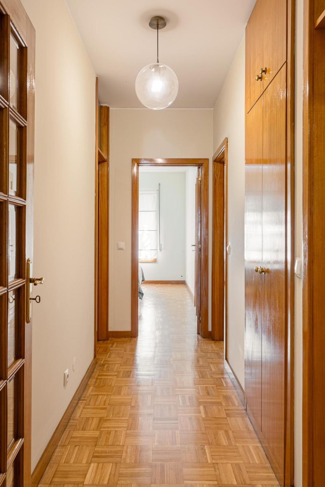 Joivy Stylish City Centre Flat With Parking Maía Екстериор снимка